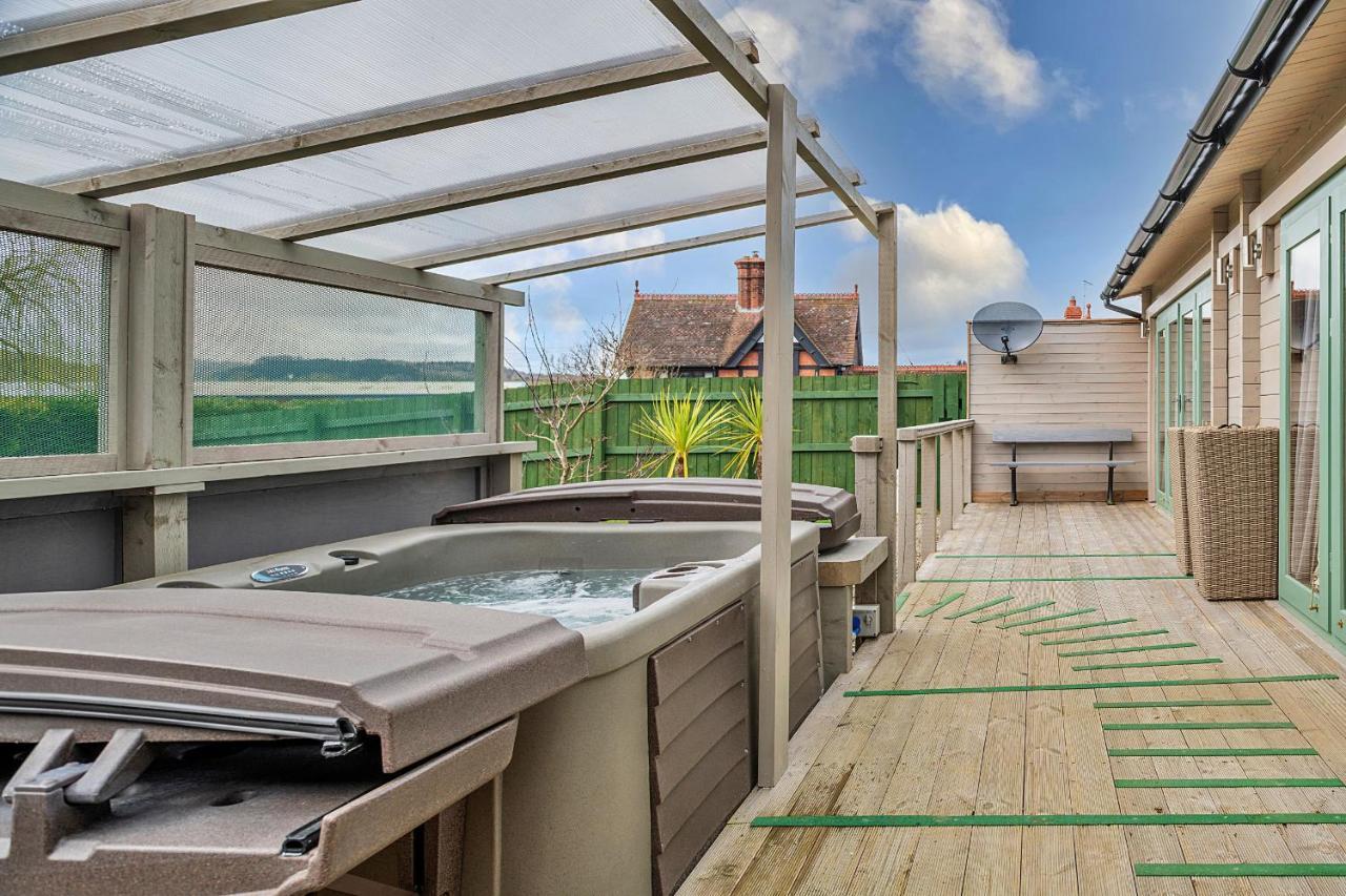 Finest Retreats - Garden Lodge เครเวนอาร์มส ภายนอก รูปภาพ